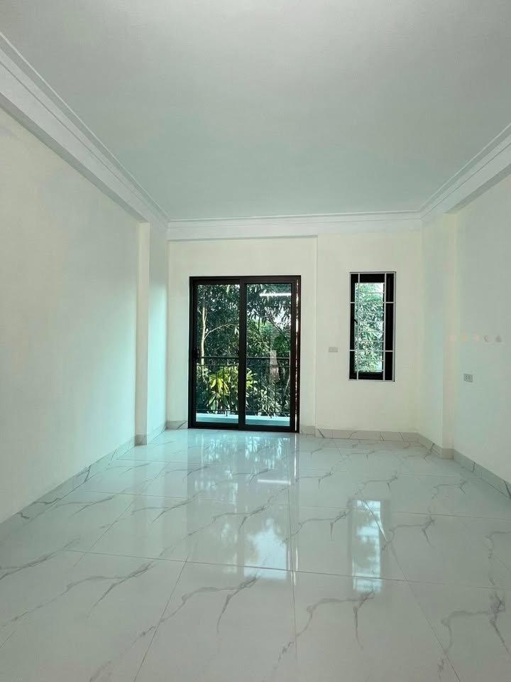 Nhà mới xây 4 tầng 40m² đường Đồng Nhân, Hoài Đức - Sổ đỏ chính chủ, giá 4 tỷ!