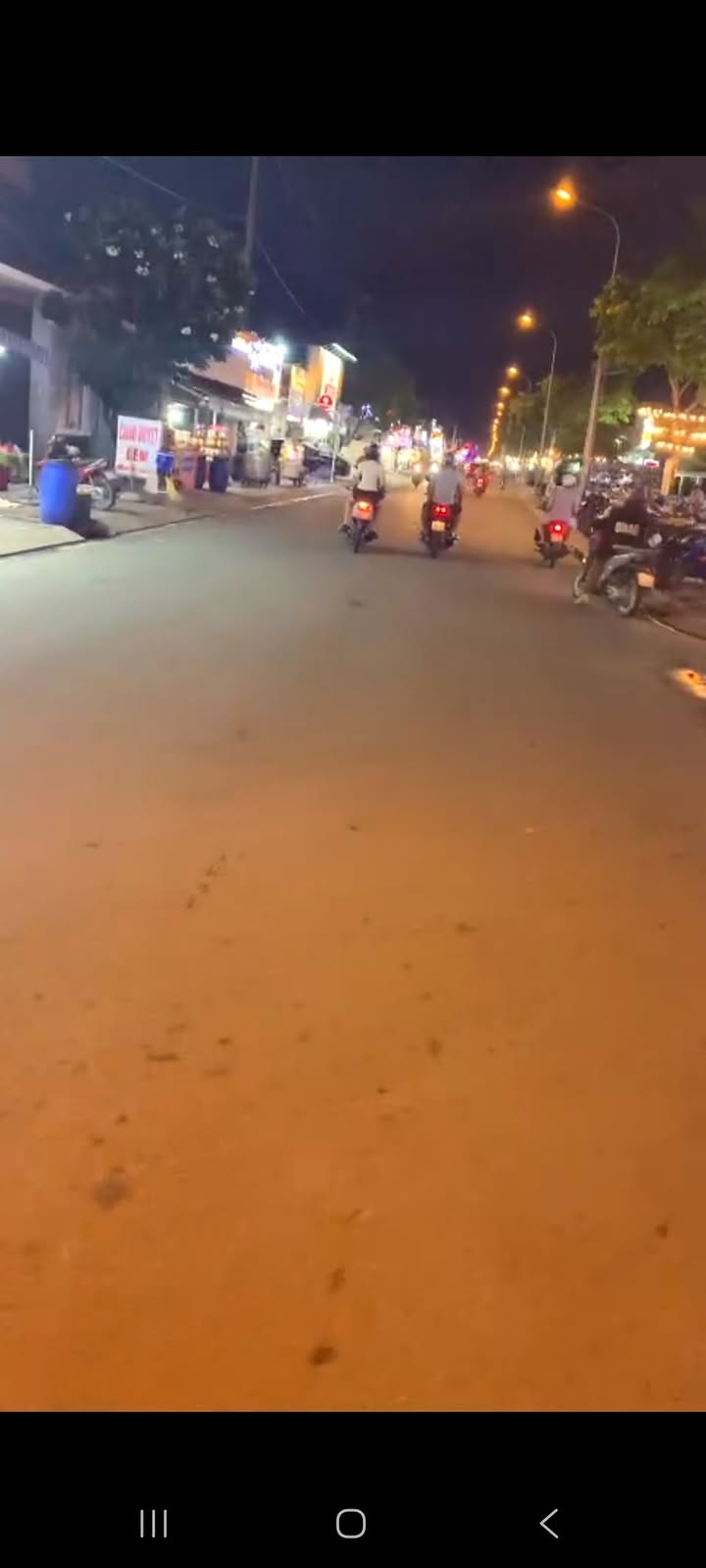 Nhà mặt tiền Liêu Bình Hương, Củ Chi 140m² giá 9.3 tỷ - Vị trí sầm uất, thương mại nhộn nhịp!