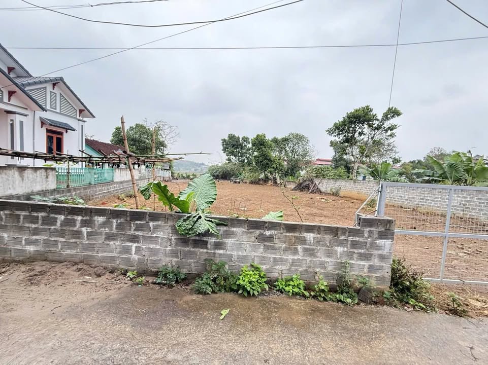 Đất thổ cư 200m² Quốc Oai 780m² giá 10.08 tỷ - Sổ đỏ chính chủ, đầu tư sinh lời!