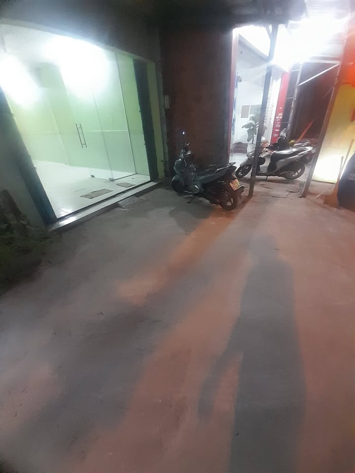 Cho thuê nhà nguyên căn Đông Thạnh, Hóc Môn 52m² giá 5 triệu - Mặt tiền đường Bùi Công Trừng