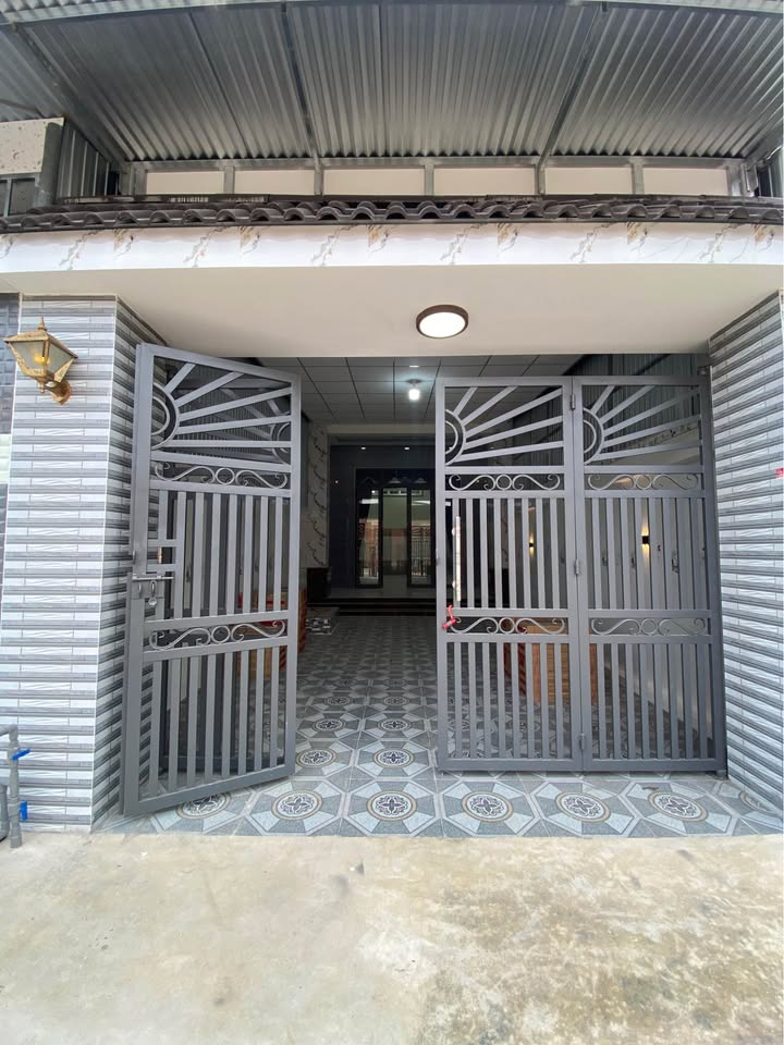 Nhà riêng hẻm Điện Biên Phủ, phường Ninh Thạnh, 137m² giá 1.56 tỷ - Chính chủ bán gấp!