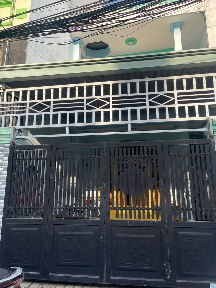 Nhà cho thuê tại Thủ Đức 100m² giá 14 triệu - Phù hợp làm văn phòng hoặc gia đình ở