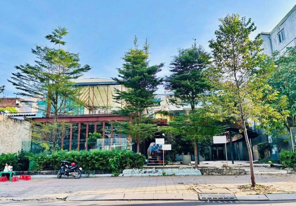 Cho thuê Front House mặt tiền đường Pasteur Quận 3, diện tích 700m² - Vị trí đắc địa dễ nhận diện thương hiệu!