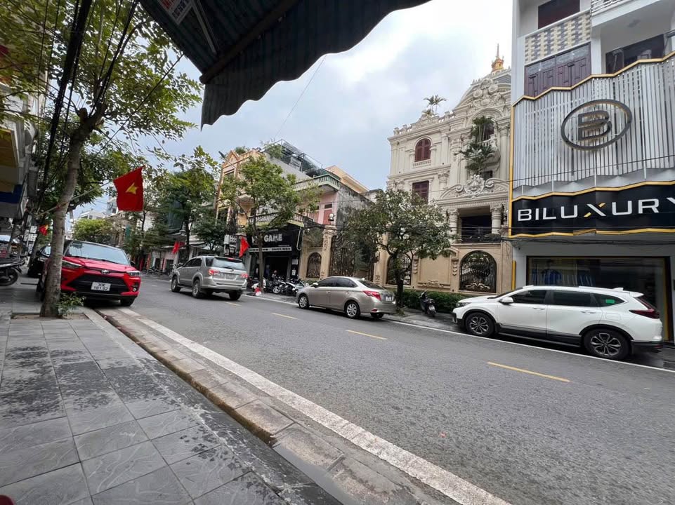 Bán nhà mặt đường Hưng Yên, TP Nam Định 52m² giá 7 tỷ - Vị trí đắc địa, kinh doanh sầm uất!