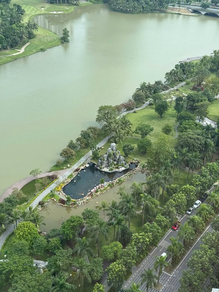 SkyVilla Landmark Phụng Công 150m² giá 14 tỷ - Biệt thự trên không đẳng cấp!