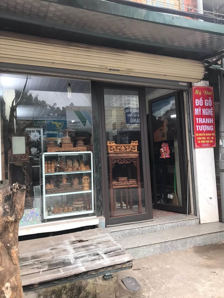 Bán nhà mặt phố Nguyễn Hoàng Tôn, Xuân Đỉnh, 40m² giá 5 tỷ - Mặt tiền 4.2m, đầu tư sinh lời!