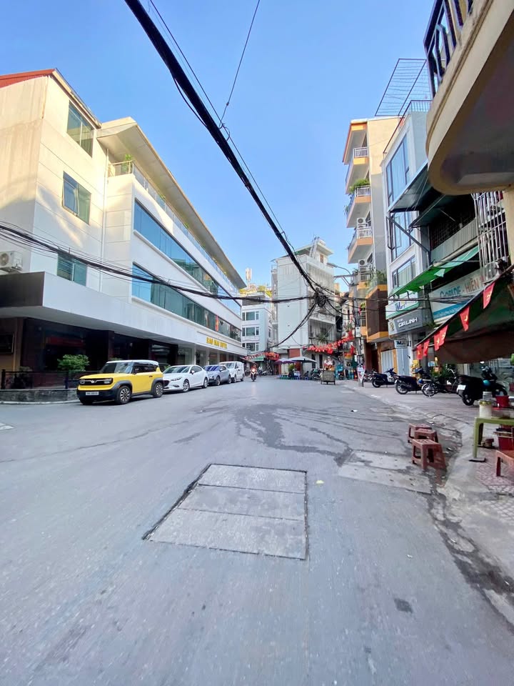 Nhà phố Tôn Đức Thắng, Đống Đa, 41m² giá 8.95 tỷ - Nhà mới đẹp chính chủ!