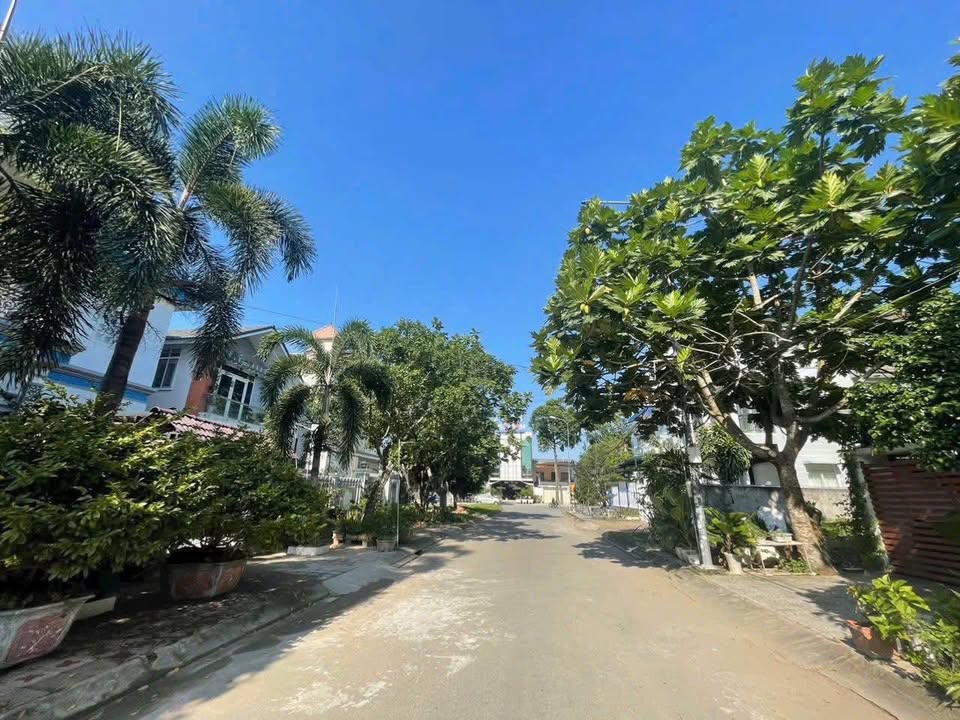 Bán đất nền biệt thự ĐS 6 KDC Xây Dựng Cần Thơ 215m² giá 7.8 tỷ - Pháp lý sổ đỏ chính chủ!