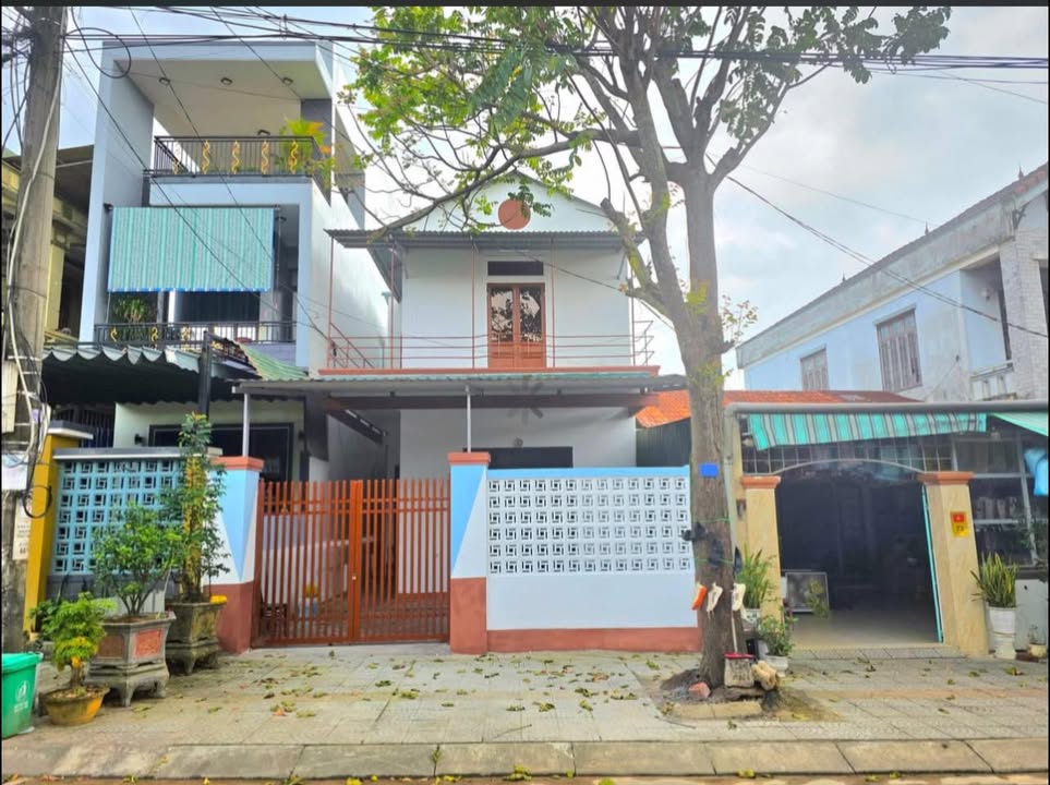 Nhà mặt tiền kinh doanh Nguyễn Chí Thanh 138.6m² giá 2.4 tỷ - Đầu tư sinh lời ngay!