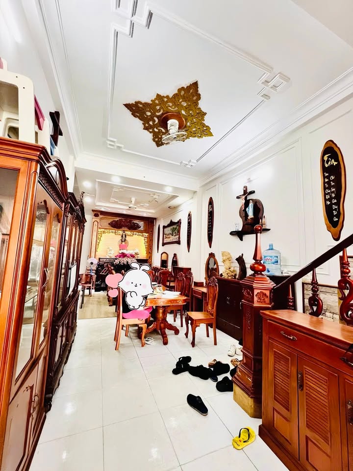 Nhà mặt tiền Tân Kỳ Tân Quý, Bình Tân 95m² giá 17 tỷ - Kinh doanh thuận lợi!