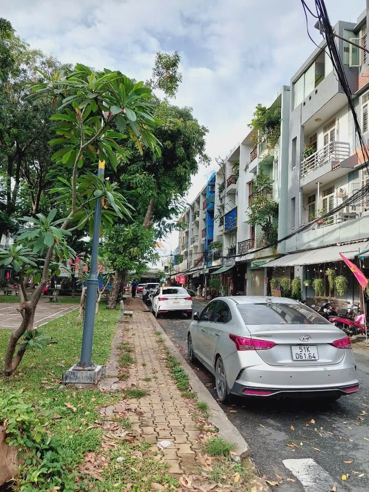 Nhà cấp 4 quận Tân Bình 96m² giá 13.9 tỷ - Tiện xây mới theo ý thích