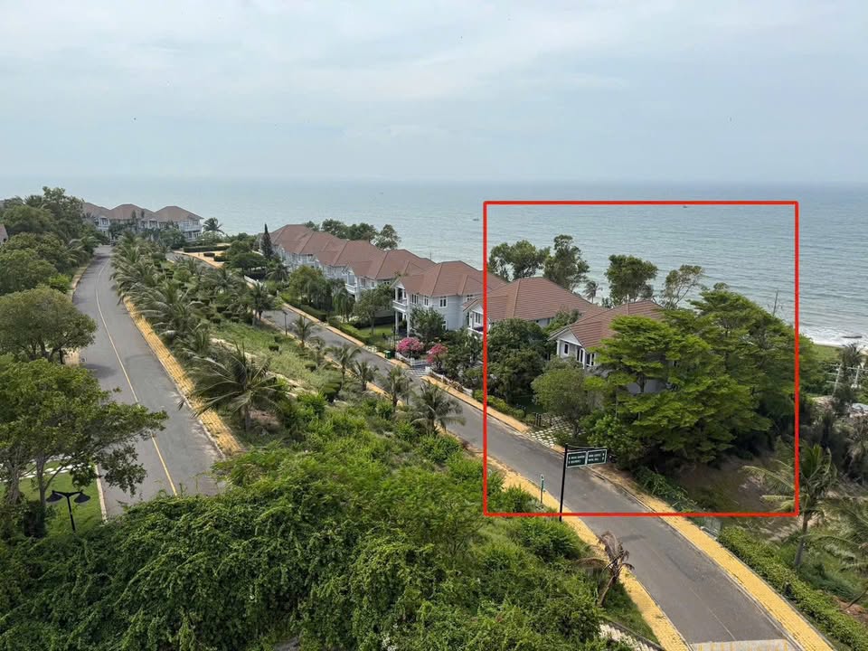 Villa SeaLink Golf Phan Thiết 400m² giá 20 tỷ - Sở hữu lâu dài tuyệt vời!