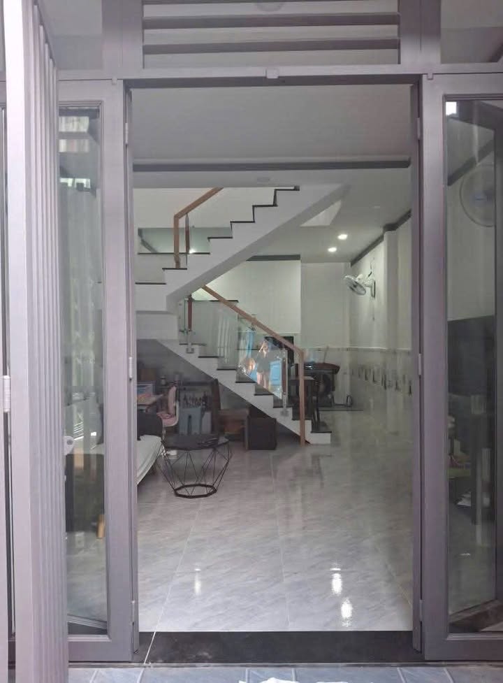 Nhà riêng Biên Hòa 40m² giá 1.1 tỷ - Full nội thất, thoáng mát!