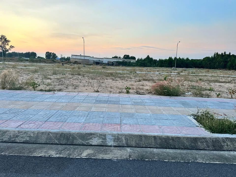 Đất nền Khu tái định cư 37ha Phú Mỹ 100m² giá 2.1 tỷ - Cơ hội đầu tư tốt!