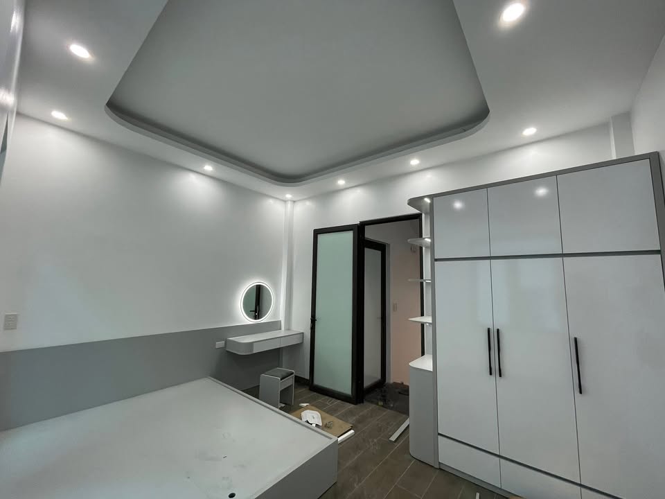 Nhà đẹp 3 tầng Tân Bình 41,5m² giá 2 tỷ - Full nội thất sang trọng!