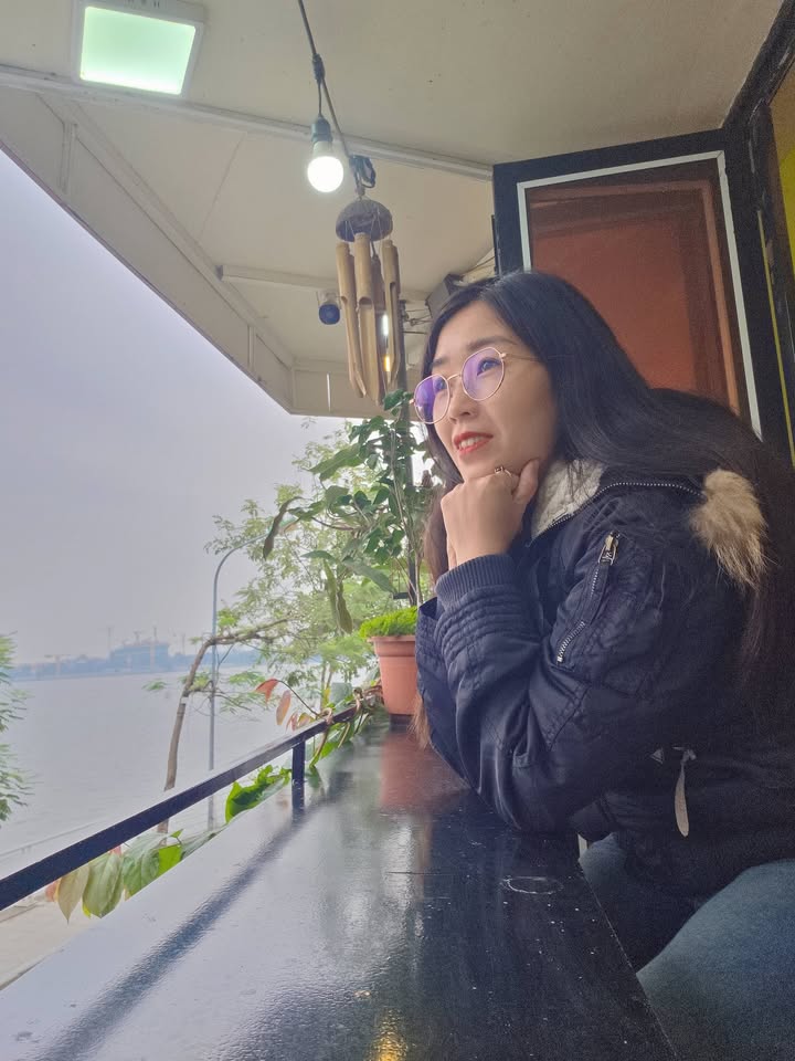 Nhà Trích Sài, Hồ Tây 40m² giá 13 tỷ - Mặt hồ đẹp, sẵn sàng ở ngay!