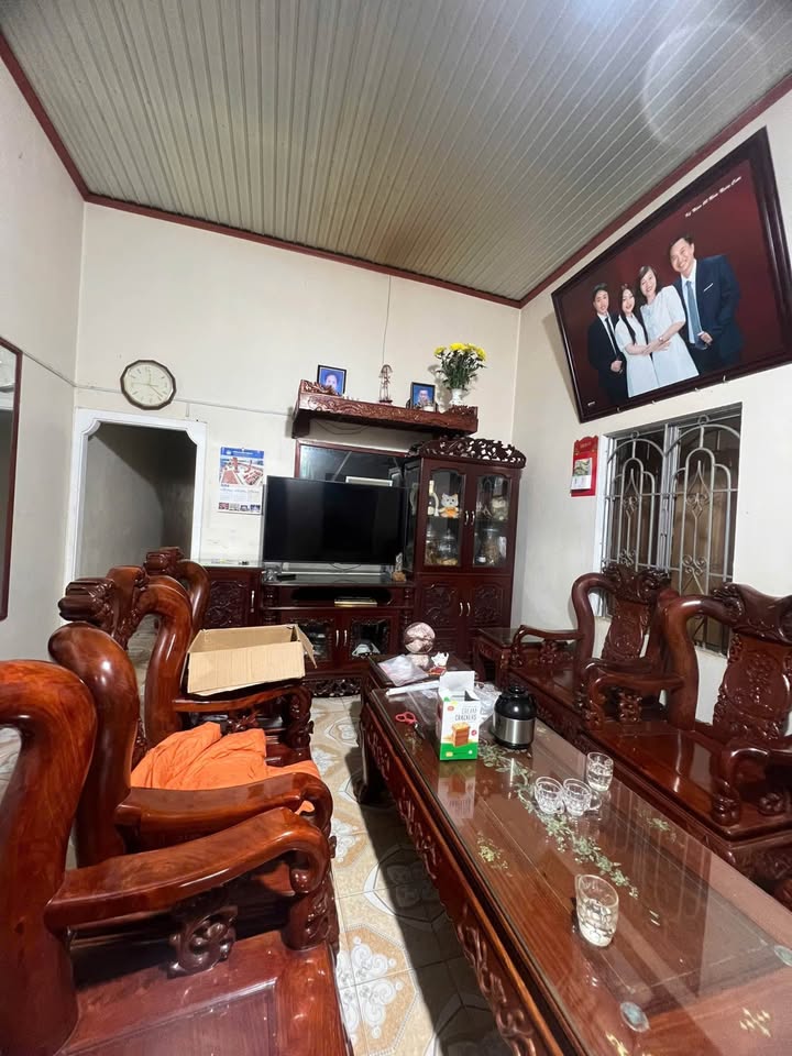 Nhà mặt tiền đường Lê Anh Xuân, phường Thắng Lợi, 275m² giá 1.9 tỷ - Đầu tư tiềm năng!