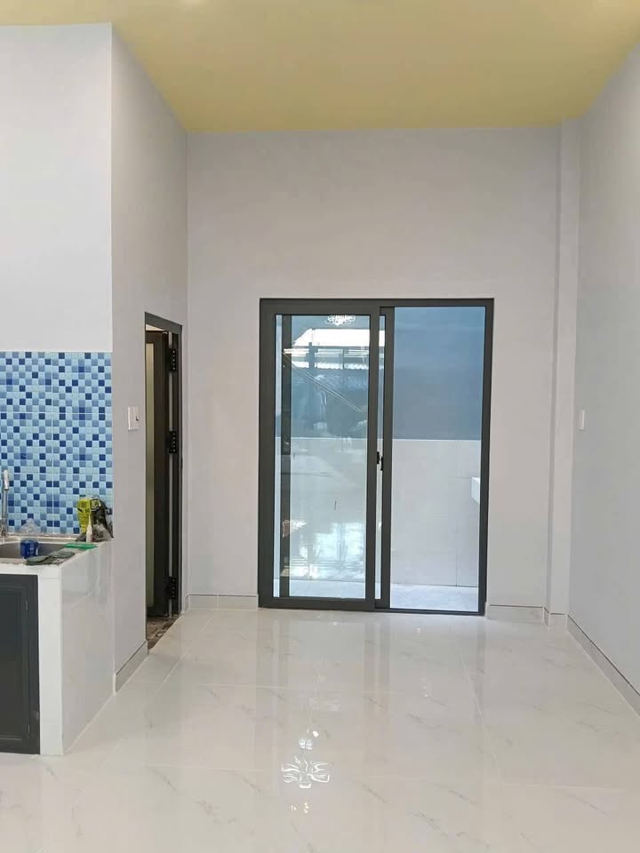 Nhà Hóc Môn Đông Thạnh 60m² giá 3.35 tỷ - Sổ hồng riêng, chính chủ bán gấp!