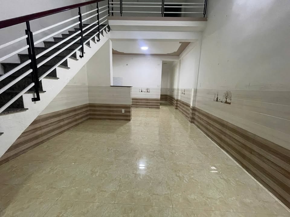 Nhà cho thuê tại hẻm đường Huỳnh Công Thiệu, Quảng Ngãi - 4 triệu/tháng, sạch sẽ, thoáng mát!