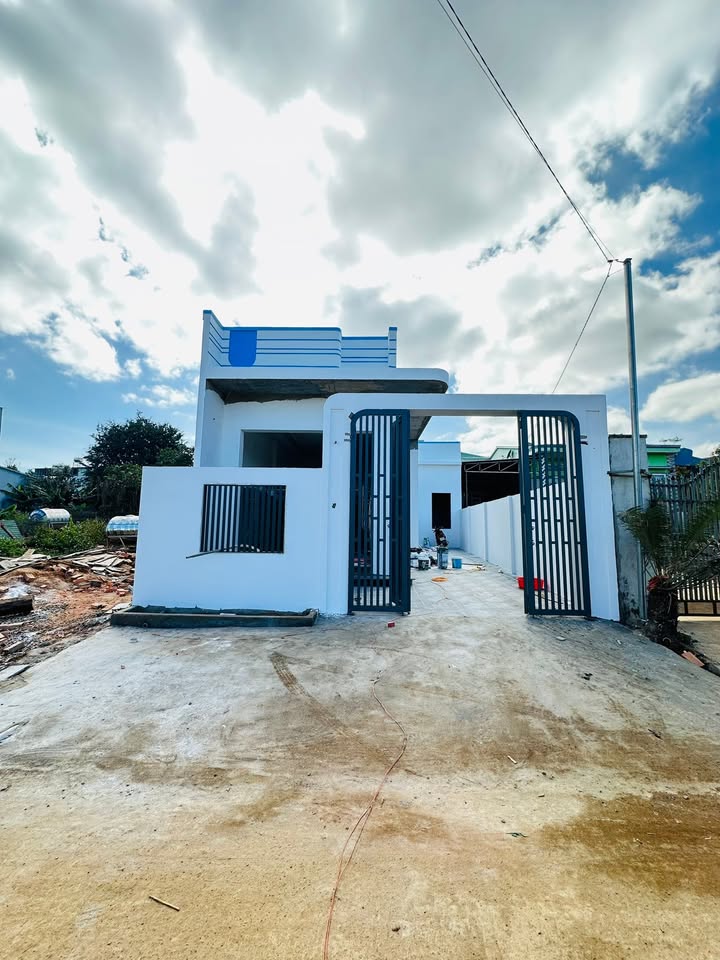 Nhà cấp 4 đường Tú Xương, Pleiku 135m² giá 1.52 tỷ - Sân ô tô rộng rãi!