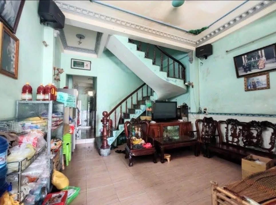 Nhà 3 tầng đường Hồ Huân Nghiệp, Đà Nẵng 90m² giá 9,5 tỷ - Thiết kế hiện đại, vị trí đắc địa!
