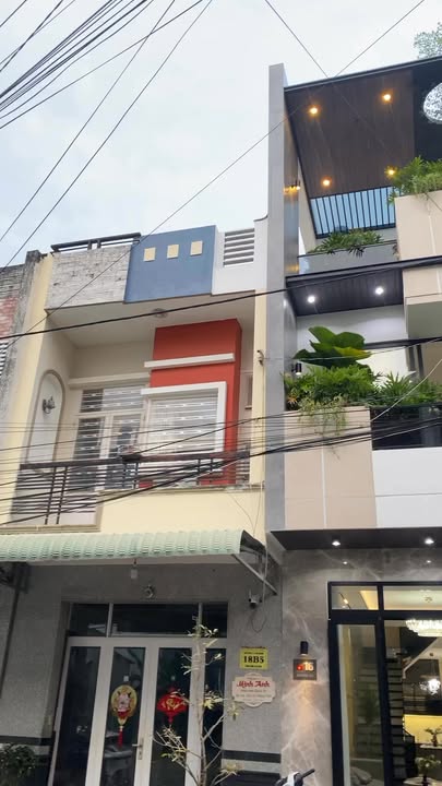 Nhà trệt 2 lầu KDC 91B Tân An 65m² giá 6.3 tỷ - Nội thất hiện đại tặng kèm!