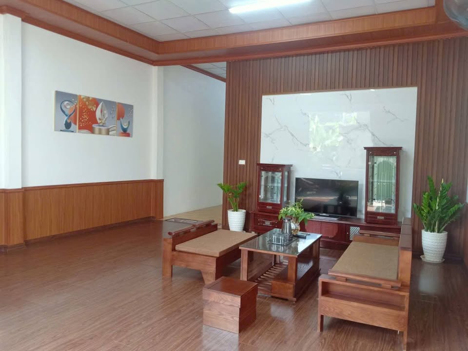 Nhà cấp 4 phường Hoa Lư, Ninh Bình 90m² giá chỉ 2.4 tỷ - Ô tô vào tận nhà!