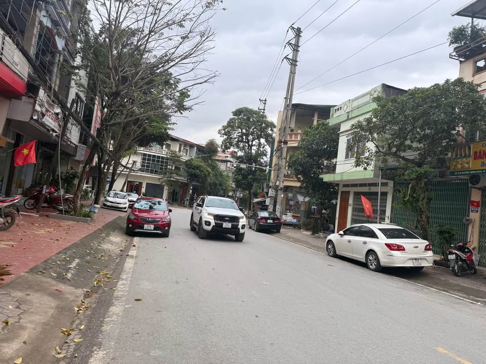 Nhà cấp 4 mặt tiền 7m đường Minh Khai, Phố Mới 80m² giá 3 tỷ - Đầu tư sinh lời ngay!