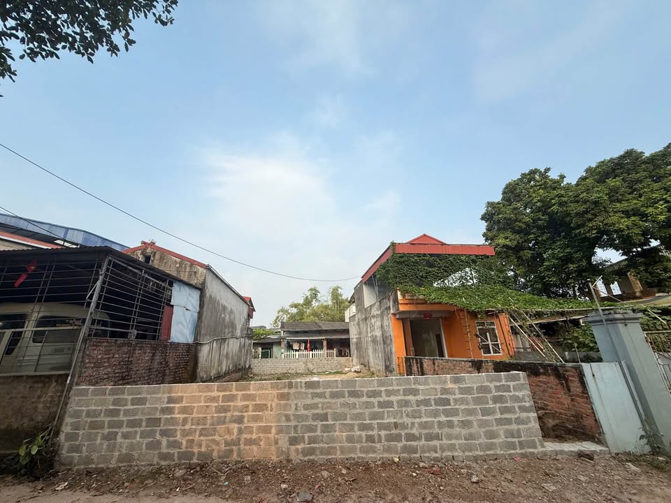 Đất nền xây biệt thự Quán Triều 185m² giá 3 tỷ - Mặt tiền thoáng rộng, giao thông thuận lợi!