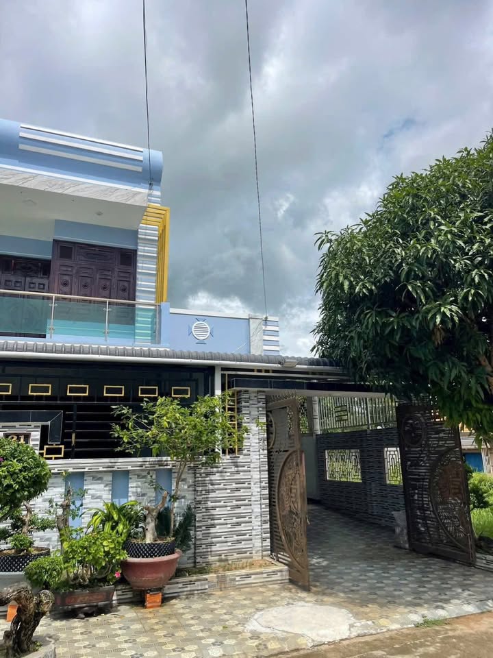 Nhà mới bán tại Phú Long (Hàm Thắng) 100m² giá 1.37 tỷ - Đầu tư sinh lời!