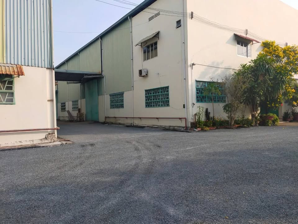 Xưởng mặt tiền TL835 Long Hòa, Cần Đước 10.400m² giá 60 tỷ - Kinh doanh nhựa sinh lời!