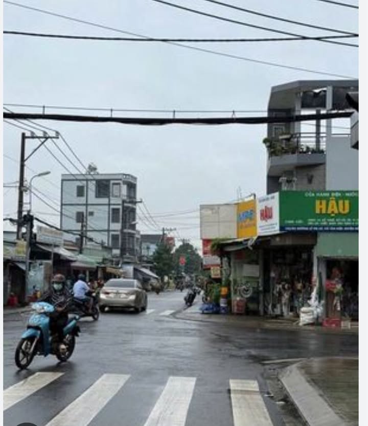 Nhà mặt tiền đường Trịnh Thị Miếng Hóc Môn 30m² giá 2 tỷ - Thu nhập ổn định hàng tháng!