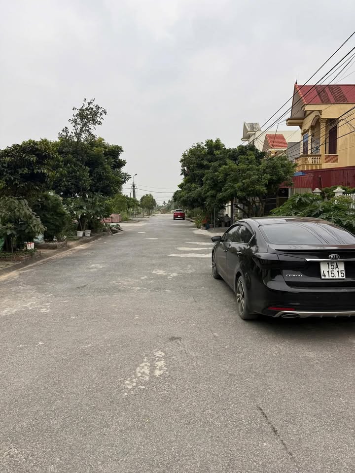 Nhà 4 tầng tại Hải Phòng 200m² giá 5 tỷ - Đối diện trường mầm non Hòa Nghĩa!