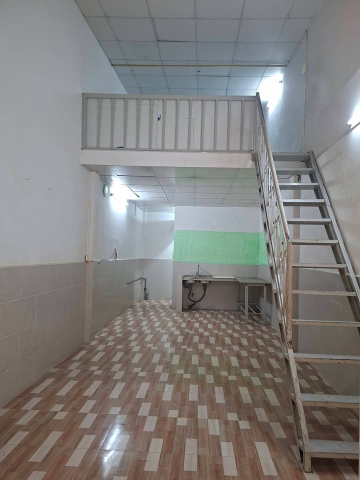 Nhà cho thuê Ấp 2, xã Đa Phước, 35m² giá 2.5 triệu - Tiện ích đầy đủ gần chợ!