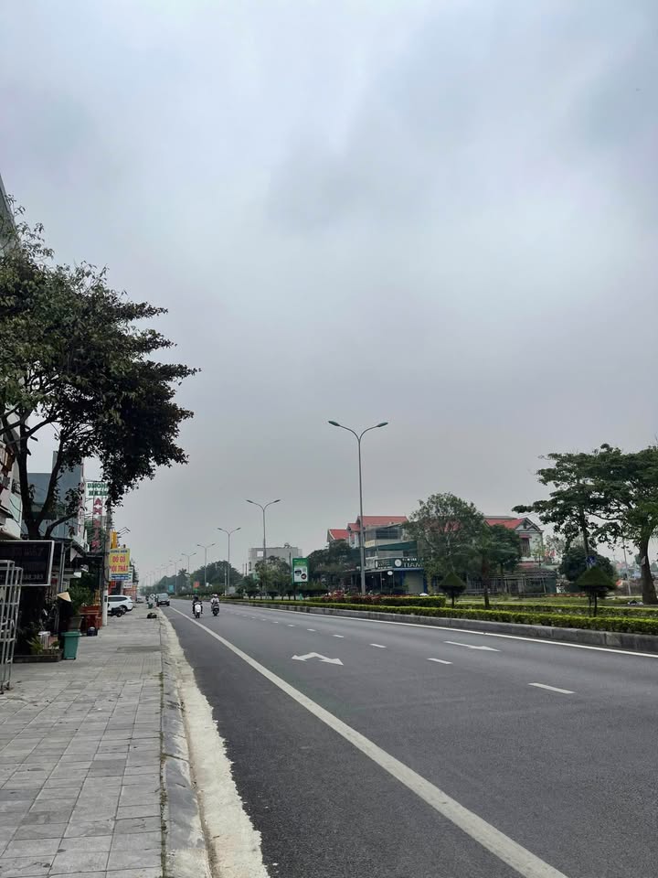 Lô đất siêu đẹp Quảng Phú 800m² giá chỉ 24 tỷ - Cơ hội đầu tư tuyệt vời!