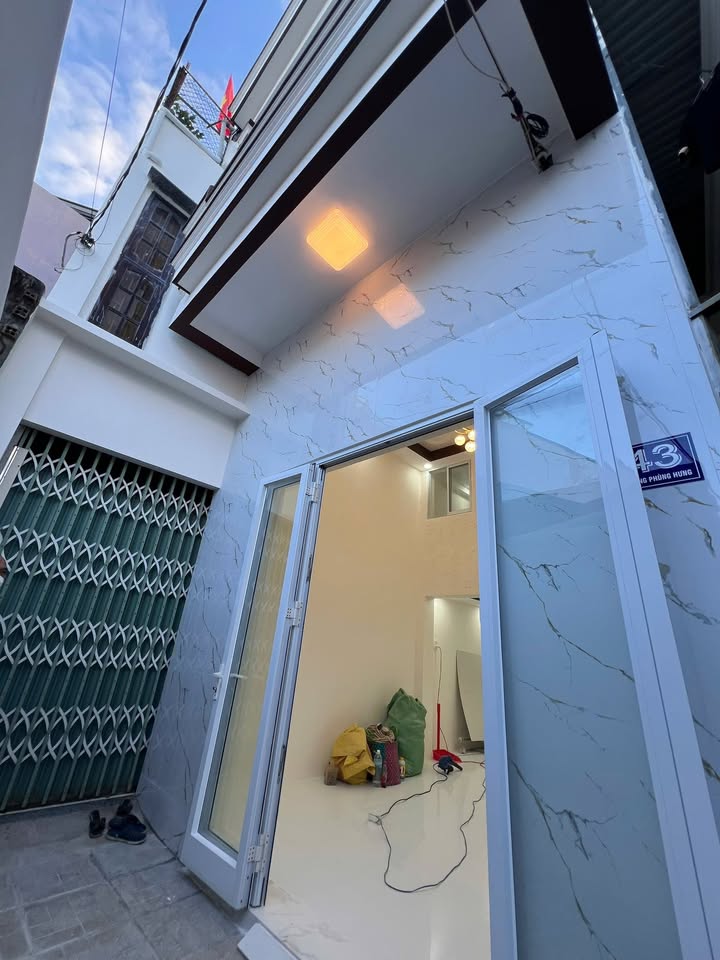 Nhà hẻm xe máy Phùng Hưng Nha Trang 34.2m² giá 3.18 tỷ - Nhà mới vào ở ngay!