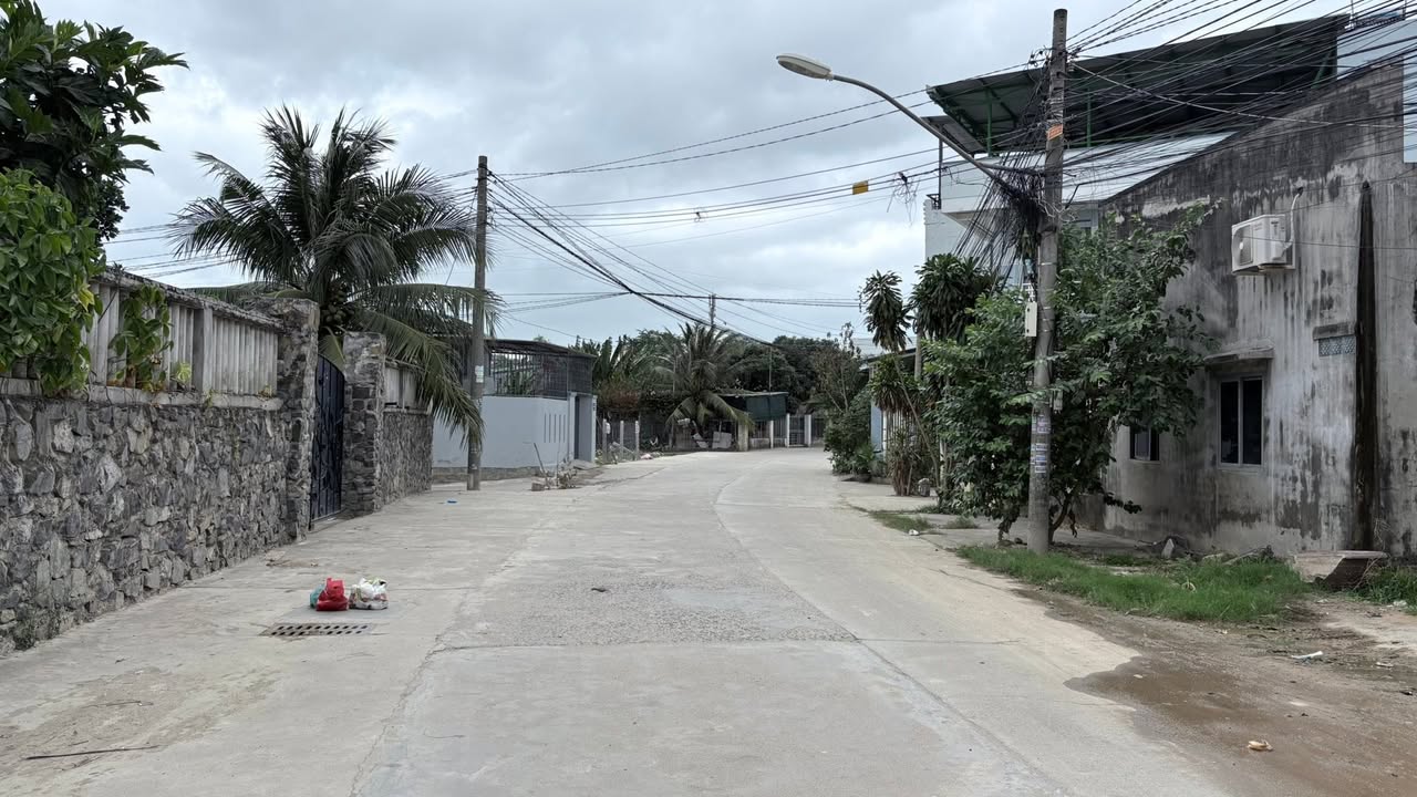 Nhà mặt tiền Phú Trung, Nha Trang 122m² giá 4.2 tỷ - Đầu tư sinh lời ngay!