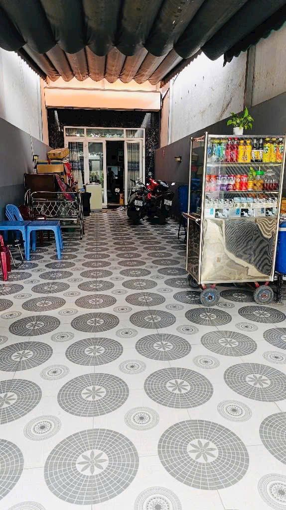 Nhà mặt tiền kinh doanh Lê Văn Lương, Phước Kiển, 120m² giá 9.99 tỷ - Sẵn sàng sang tên!