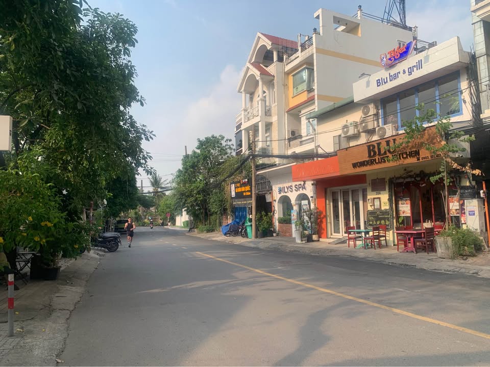 Nhà mặt tiền Kinh Doanh Võ Trường Toản, An Khánh 112.9m² giá 33.5 tỷ - Đầu tư sinh lời ngay!