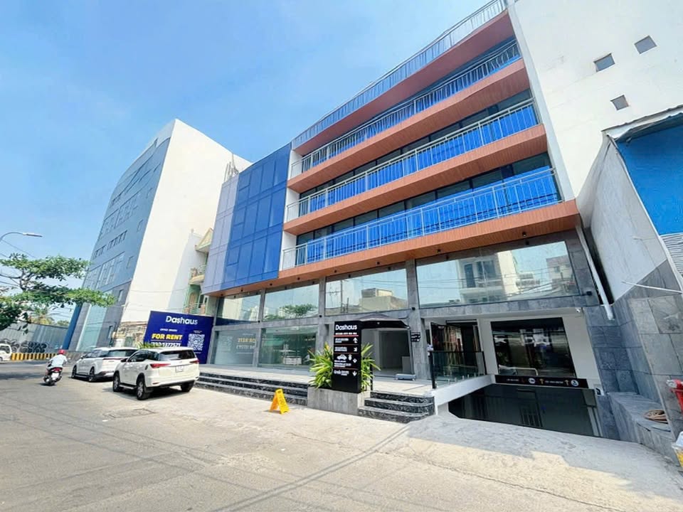 Văn phòng cho thuê DASHAUS Bình Thạnh 402m² - Không gian làm việc lý tưởng!
