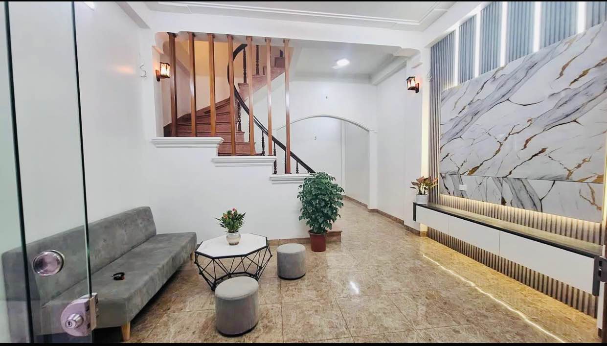 Nhà 3 tầng đường Văn Cao, Nam Định 40m² giá 1.598 tỷ - Cơ hội sở hữu tuyệt vời!