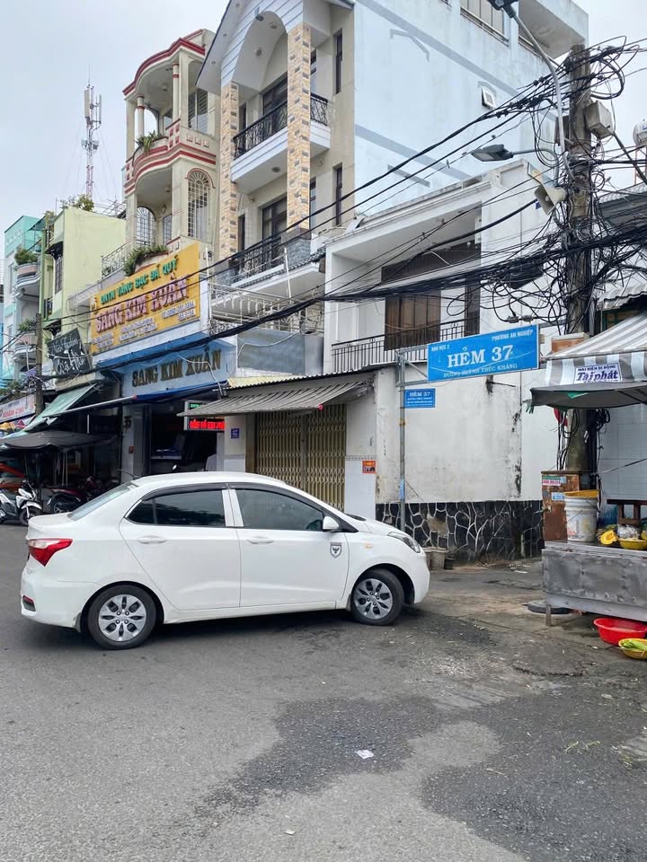 Nhà trệt lầu Ninh Kiều 23m² giá 1.49 tỷ - Tiện ích xung quanh đầy đủ!