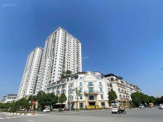 Căn hộ Hc Golden City Long Biên 73m² giá 6 tỷ - Nội thất đầy đủ, chỉ việc dọn vào ở!