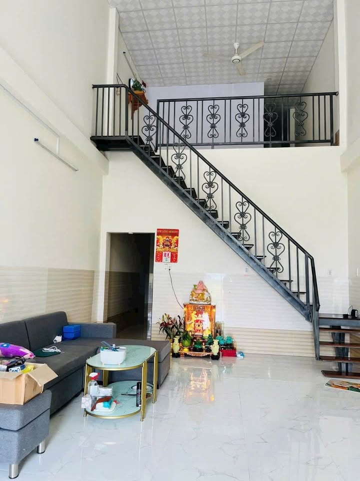 Nhà 1 trệt 1 lững đường 7A, phường 5, Vĩnh Long, 80.9m² - Giá 1.8 tỷ, thương lượng chính chủ!