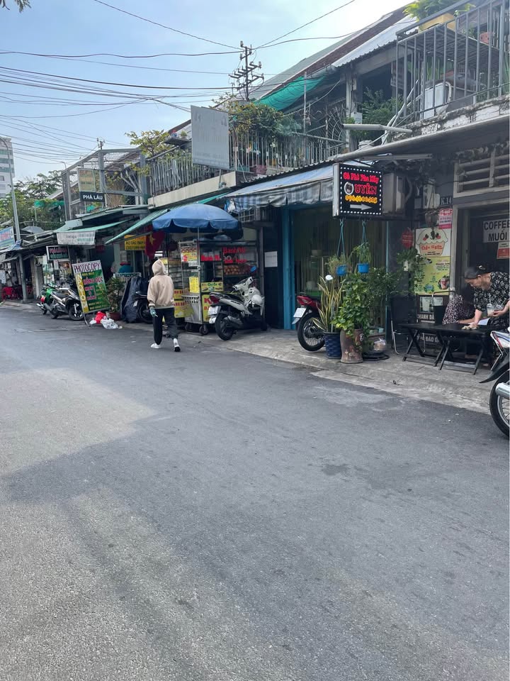 Nhà mặt tiền kinh doanh Cư xá Vĩnh Hội Quận 4 54m² giá 5.2 tỷ - Đầu tư sinh lời ngay!