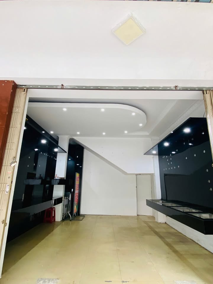 Cho thuê mặt bằng Trần Cao Vân, quận Thanh Khê - Giá chỉ 10 triệu/tháng!