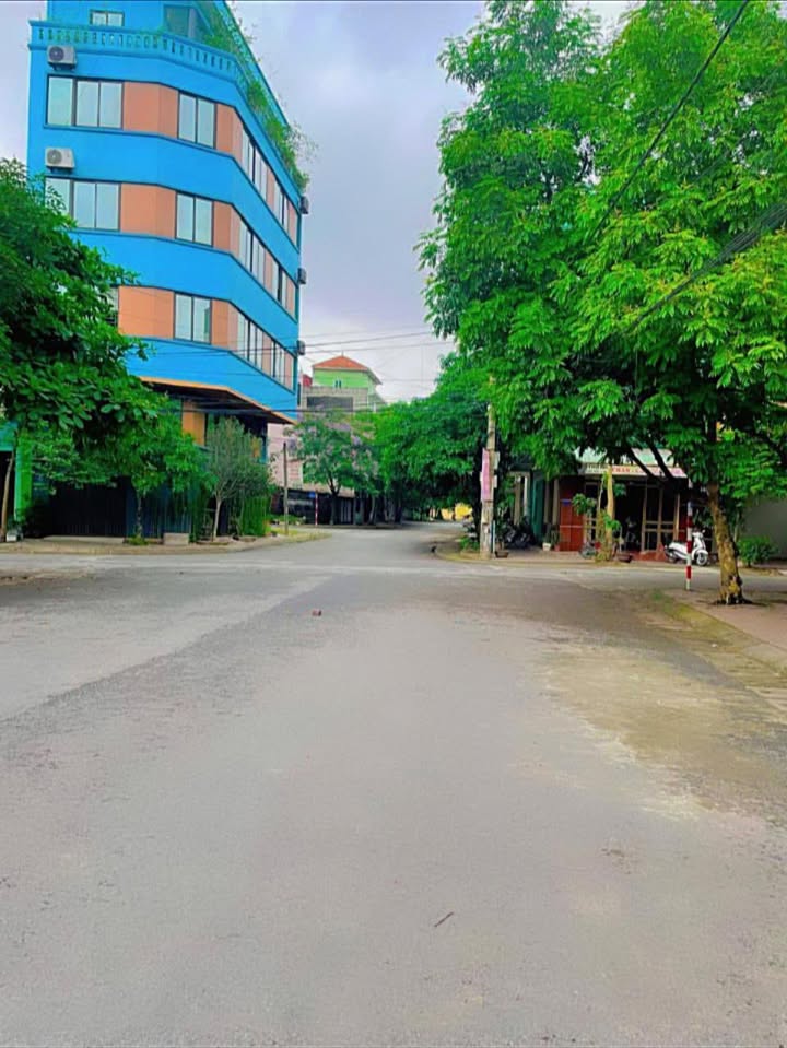 FrontHouse 2 mặt tiền đường Lương Đình Của, An Tảo, Hưng Yên - Giá hợp lý 6 tỷ!