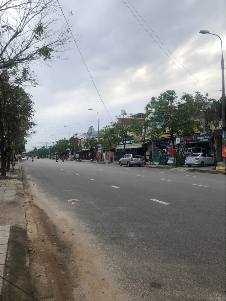 Nhà cấp 4 đường Hồ Nghinh, Sơn Trà, Đà Nẵng 161m² - Kinh doanh sầm uất, giá chỉ 4.6 tỷ!