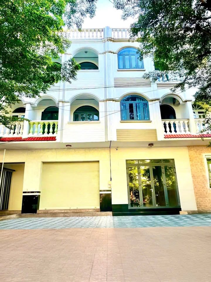 Nhà phố Đường số 6, Cái Răng, Cần Thơ 90m² giá 5.8 tỷ - Kinh doanh sầm uất!