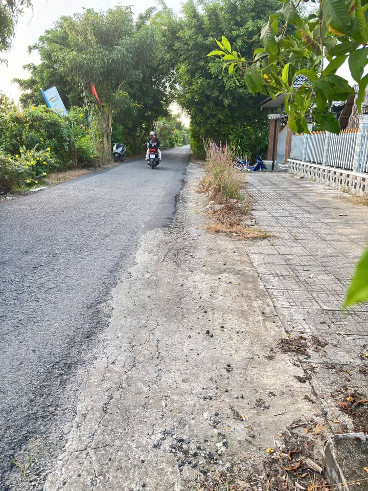 Đất mặt tiền kinh doanh Đường Huyện 21, Thới Lai, Cần Thơ 636m² giá 2.8 tỷ - Đầu tư sinh lời ngay lập tức!